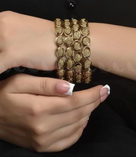 Nerium Bangles