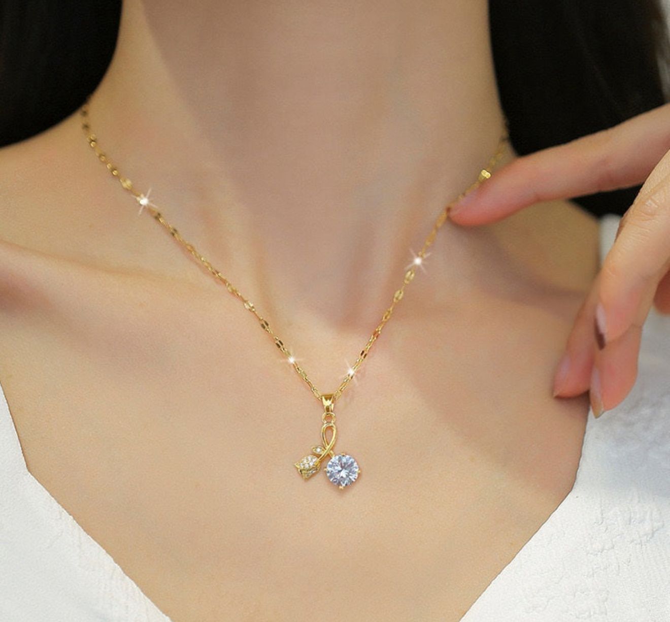 Rose flower pendant