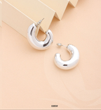 C-Type Stud Earrings