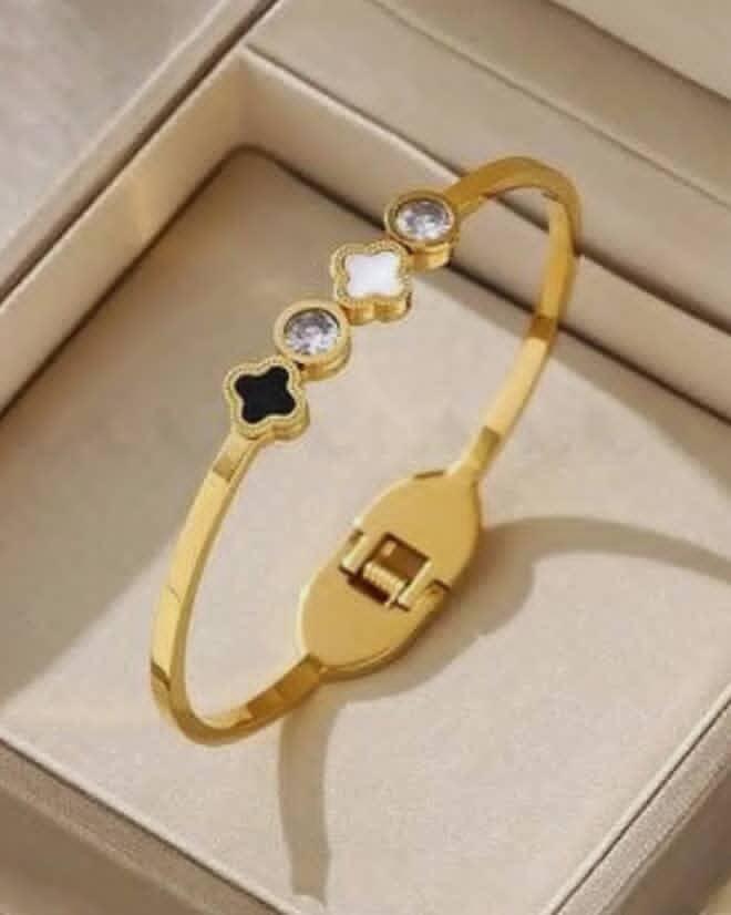 Luna Bracelet